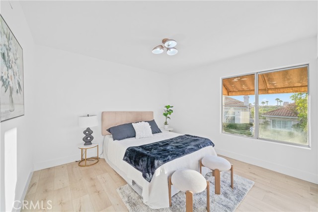 MLS #OC25236418 image #34