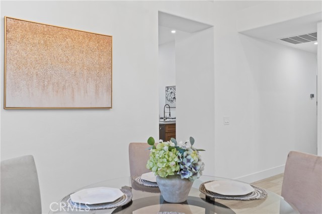 MLS #OC25236418 image #38