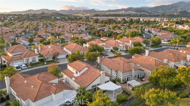 MLS #OC25236418 image #66