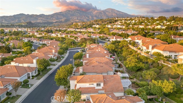 MLS #OC25236418 image #68