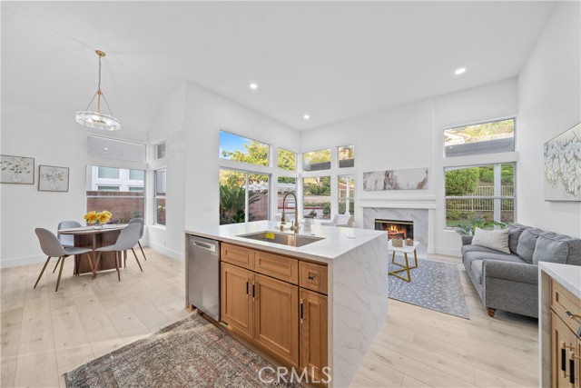 MLS #OC25236418 image #7