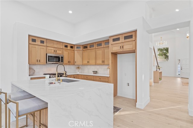 MLS #OC25236418 image #8