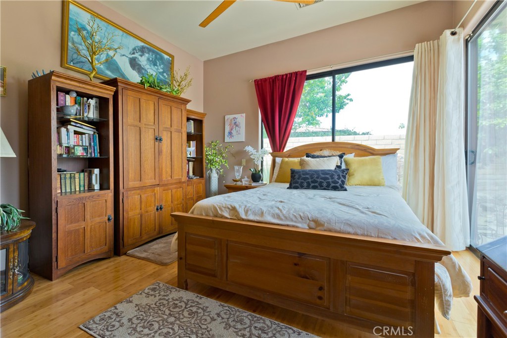 MLS #OC25236453 image #38