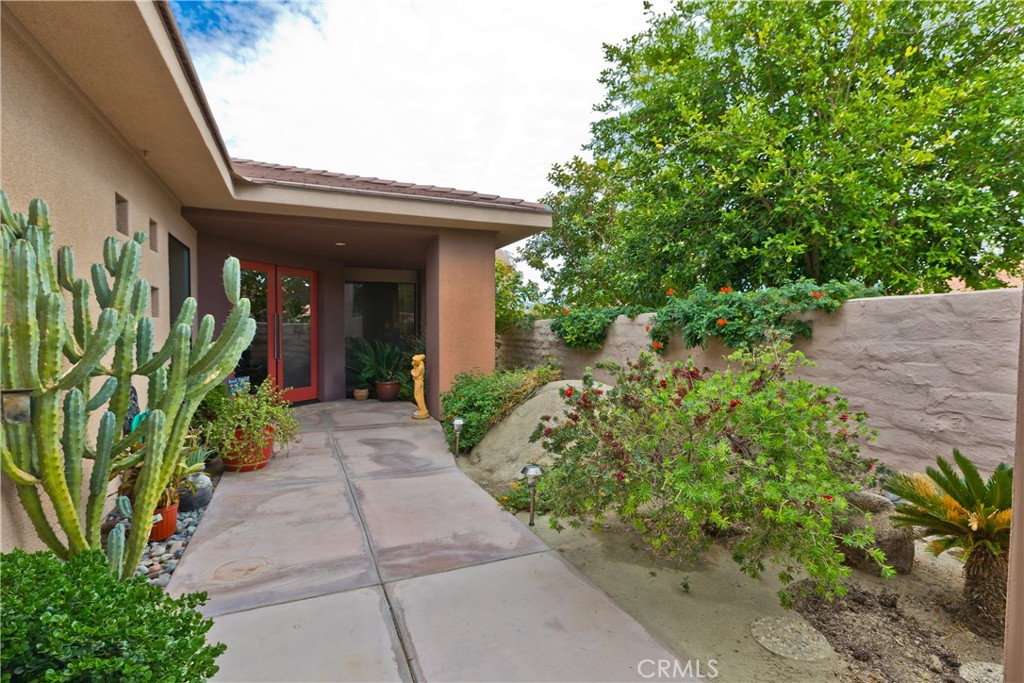 MLS #OC25236453 image #4