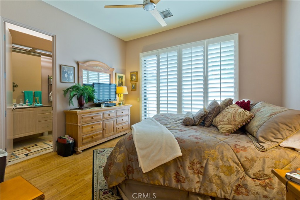 MLS #OC25236453 image #42