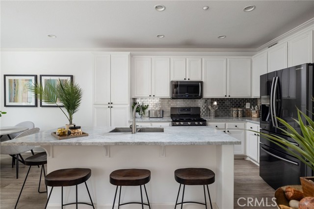 MLS #OC25236485 image #5