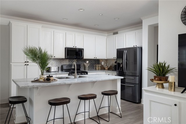 MLS #OC25236485 image #6