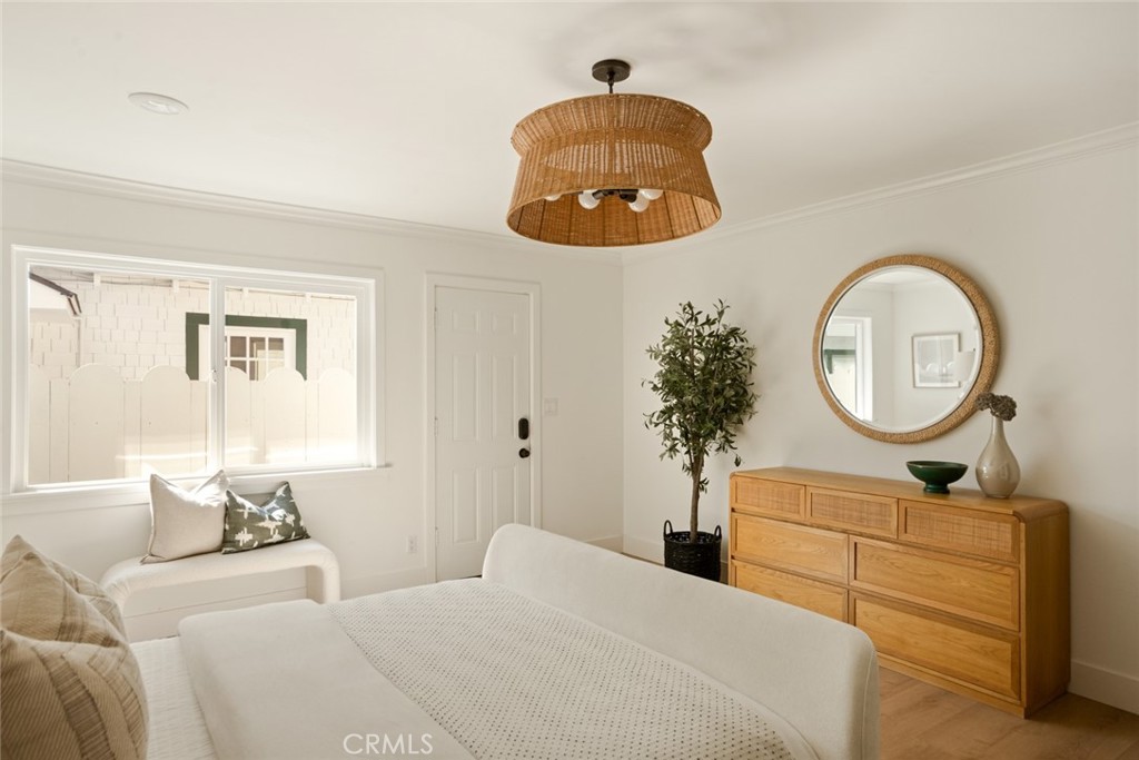 MLS #OC25236546 image #24