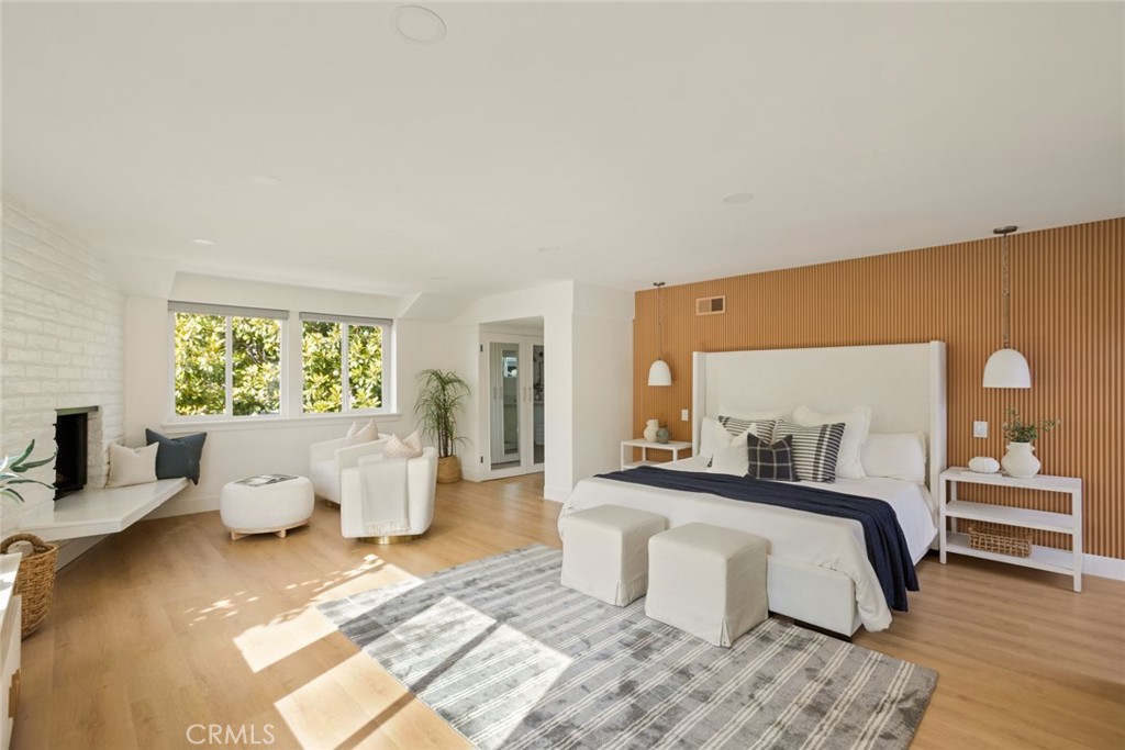 MLS #OC25236546 image #29