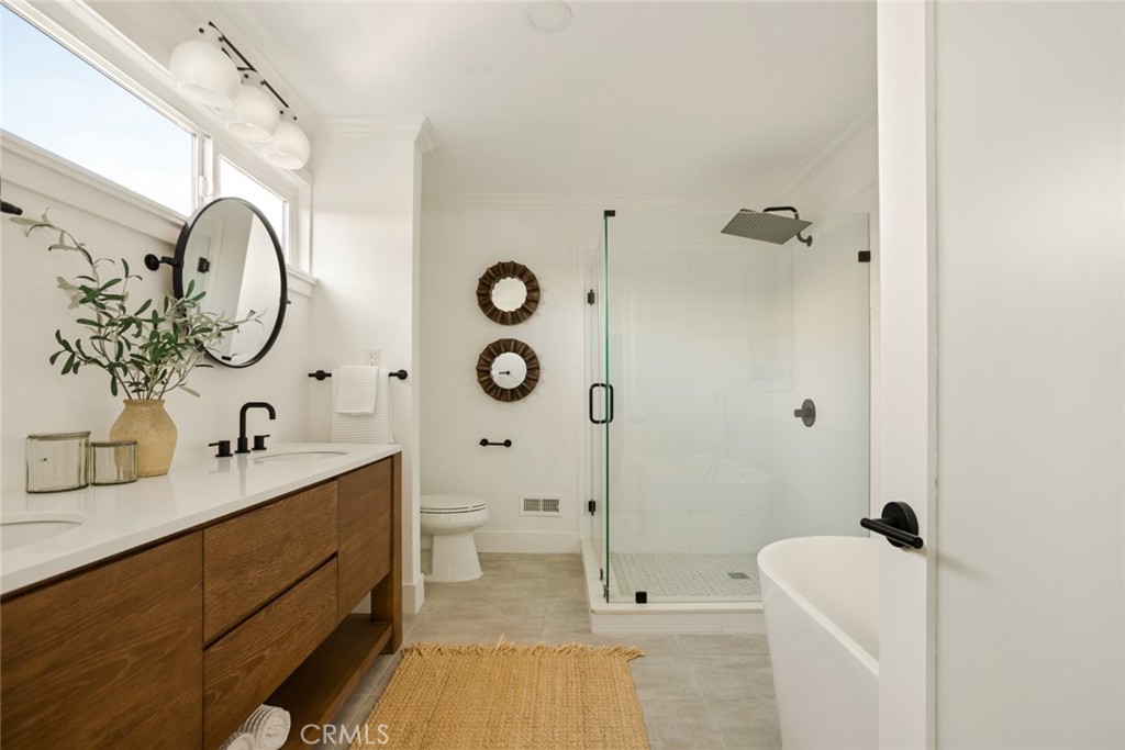 MLS #OC25236546 image #36