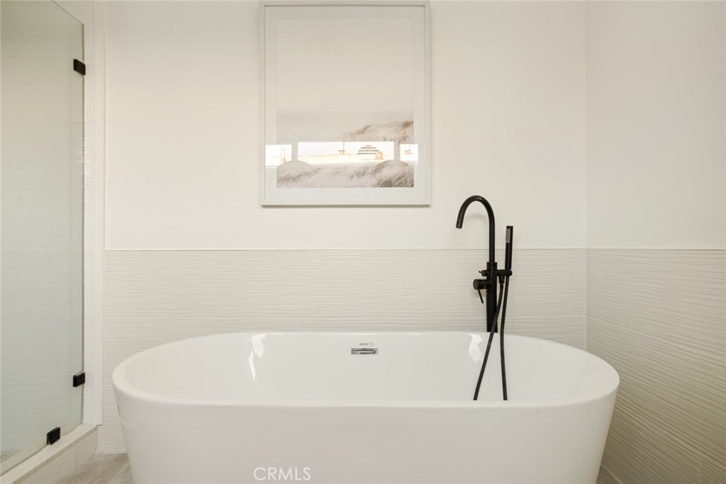 MLS #OC25236546 image #38