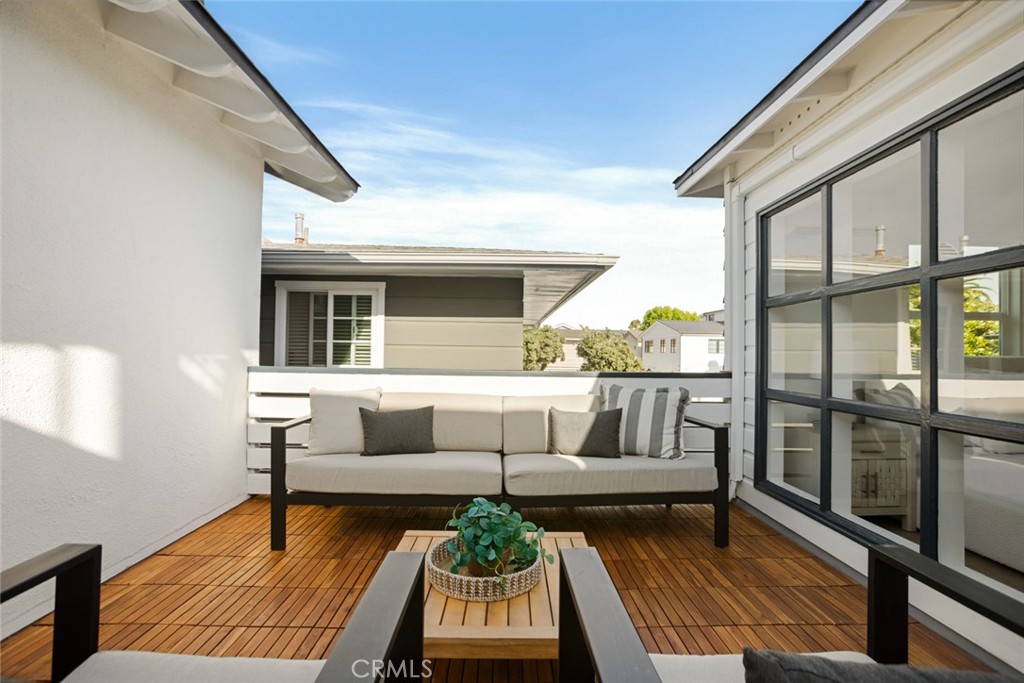 MLS #OC25236546 image #41