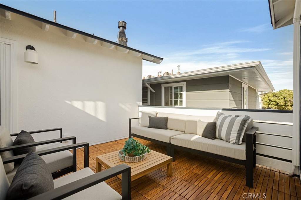 MLS #OC25236546 image #42