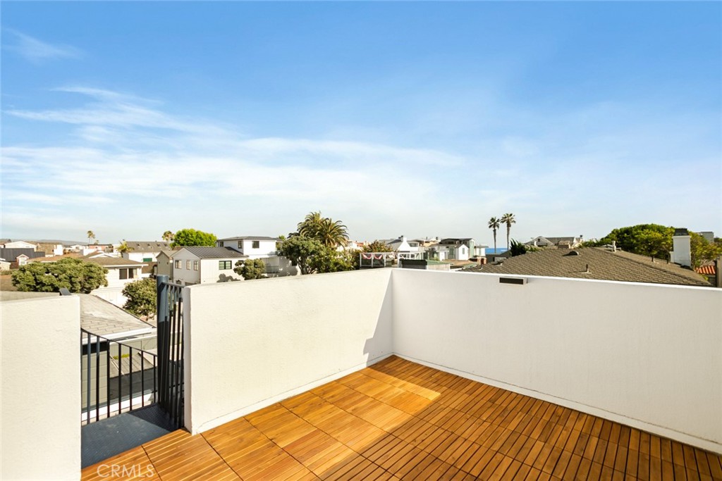 MLS #OC25236546 image #43