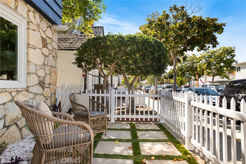 MLS #OC25236546 image #5