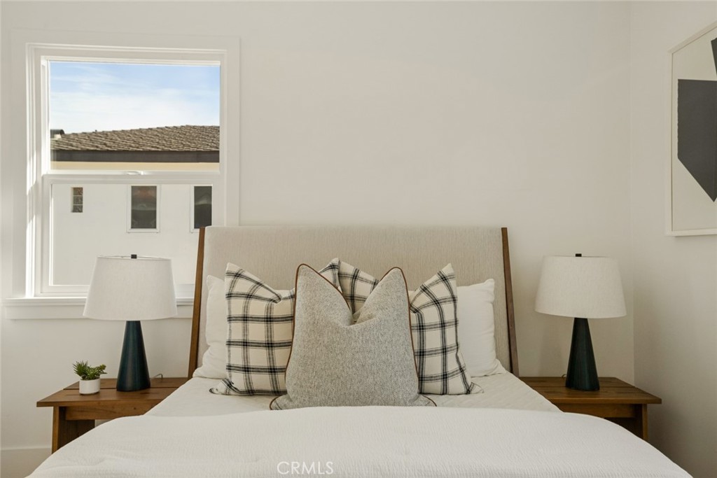 MLS #OC25236546 image #51