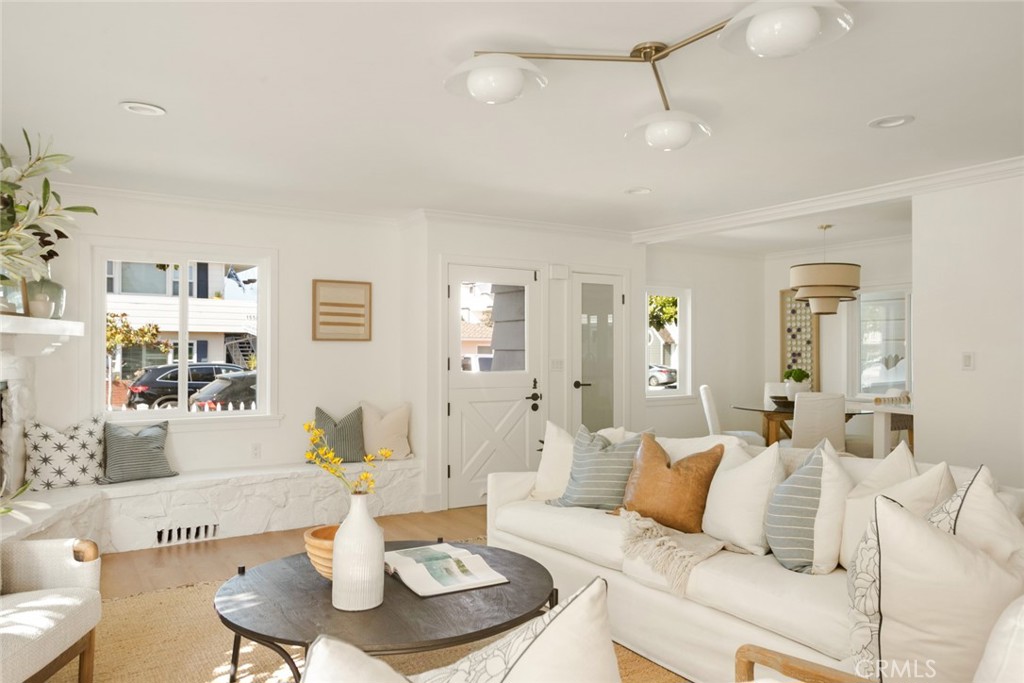 MLS #OC25236546 image #9