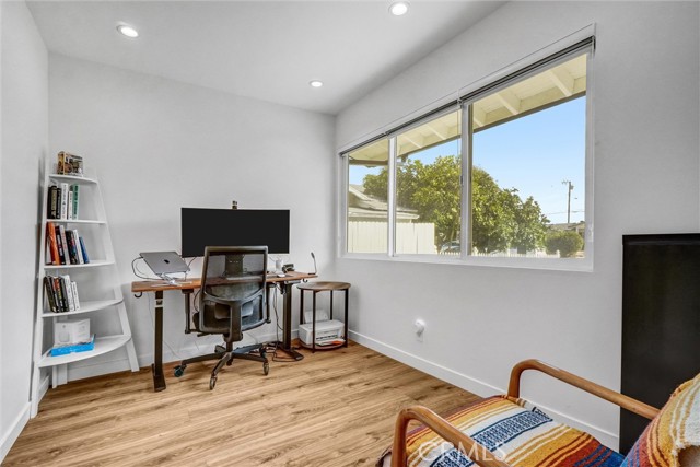 MLS #OC25236603 image #16