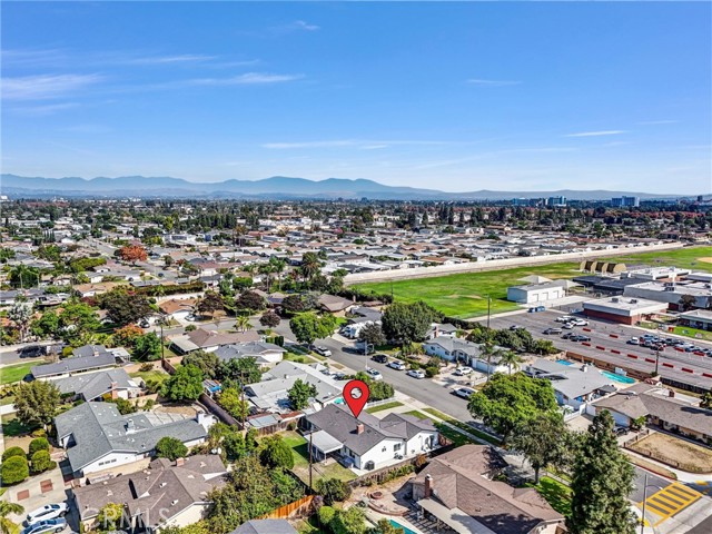 MLS #OC25236603 image #32