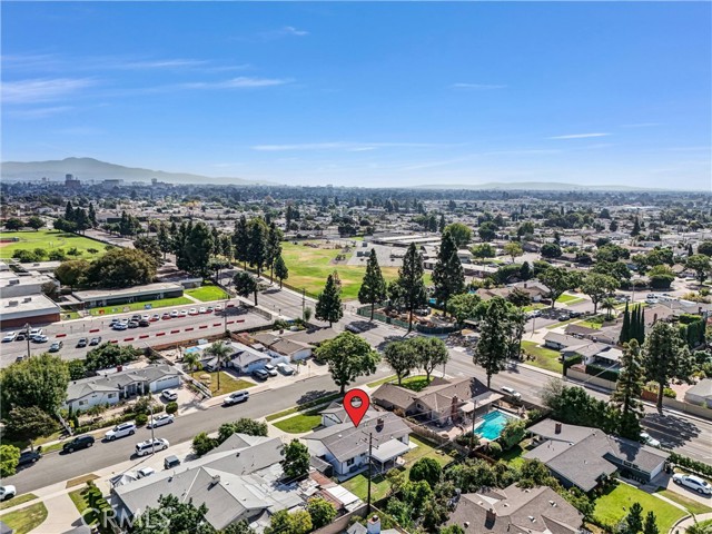 MLS #OC25236603 image #33