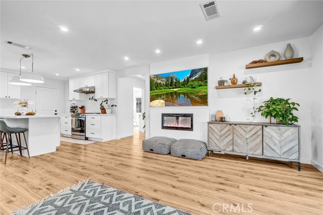 MLS #OC25236603 image #6