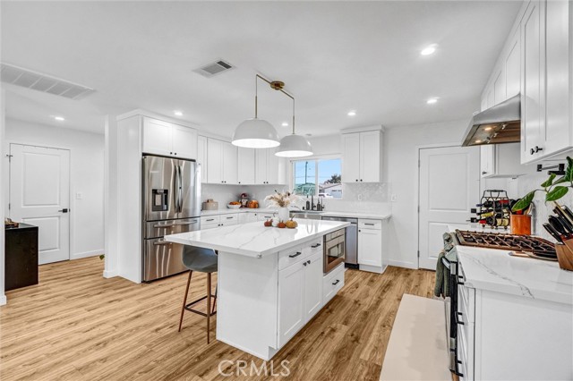 MLS #OC25236603 image #8