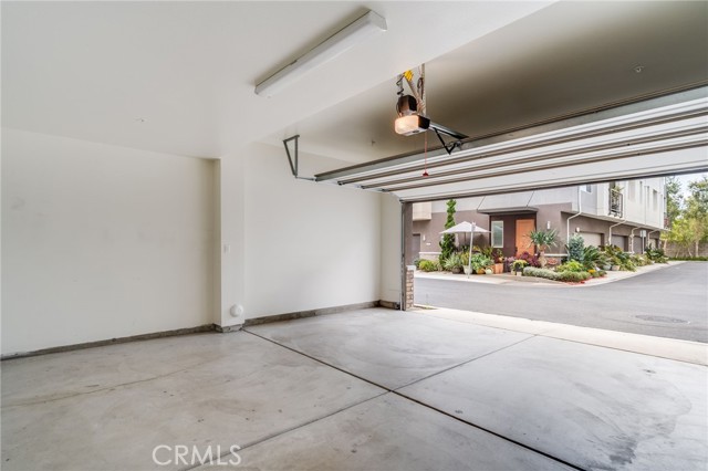 MLS #OC25236625 image #24