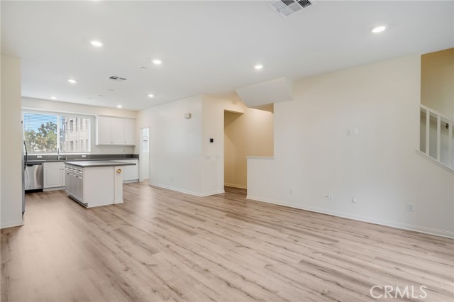 MLS #OC25236625 image #3