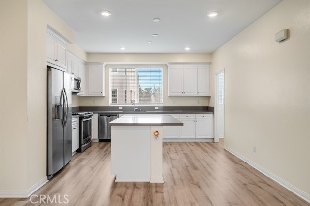 MLS #OC25236625 image #4