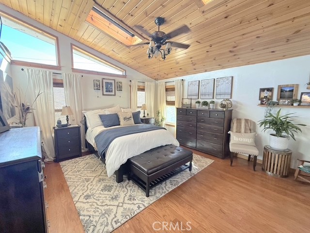 MLS #OC25236652 image #24
