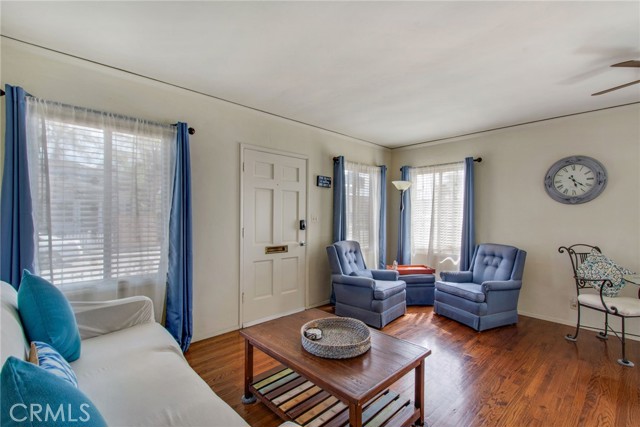 MLS #OC25236667 image #10