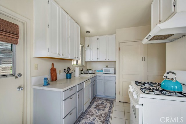 MLS #OC25236667 image #15