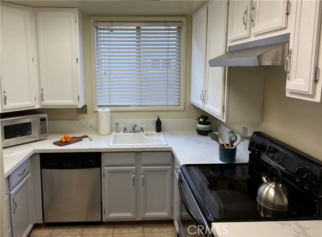 MLS #OC25236667 image #34