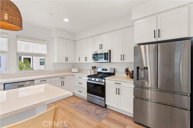 MLS #OC25236752 image #4