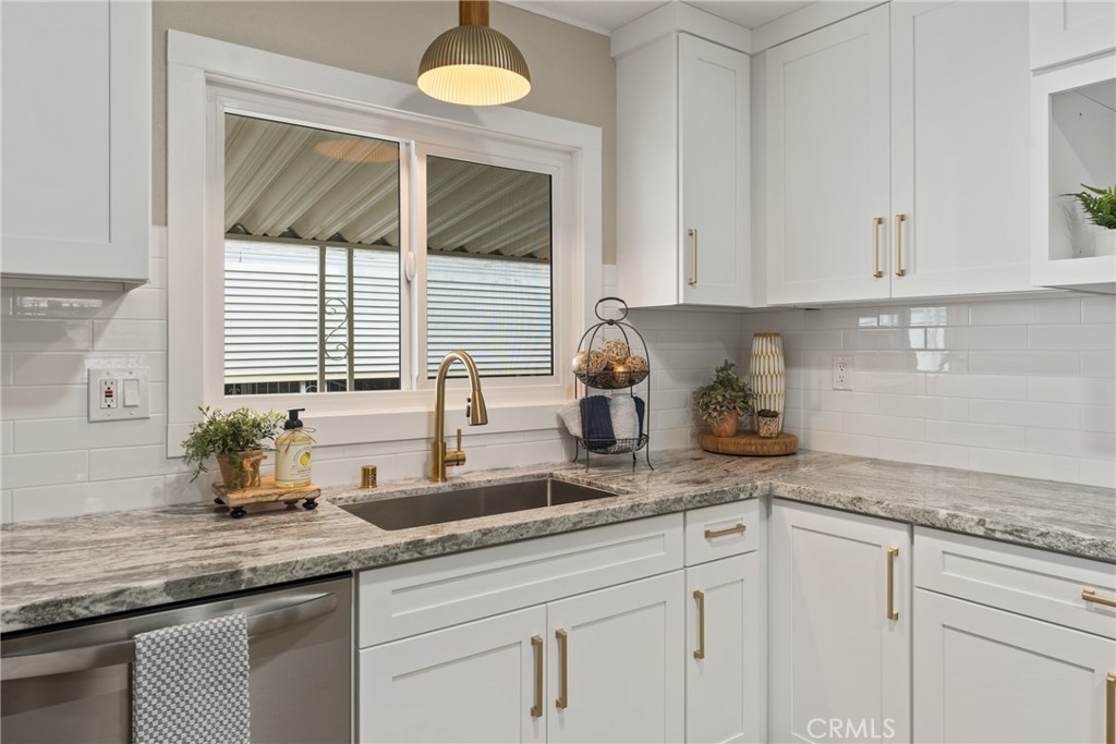 MLS #OC25236760 image #14