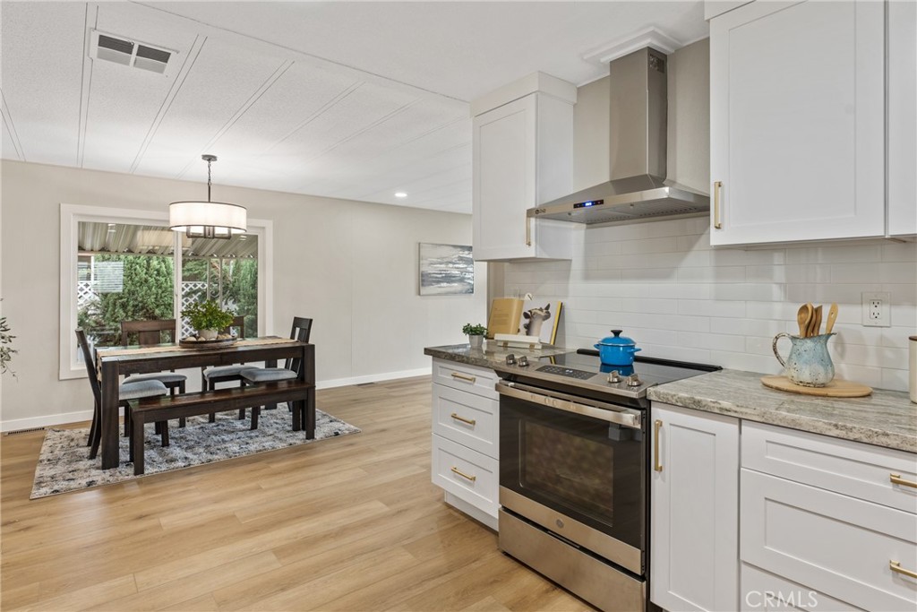 MLS #OC25236760 image #15