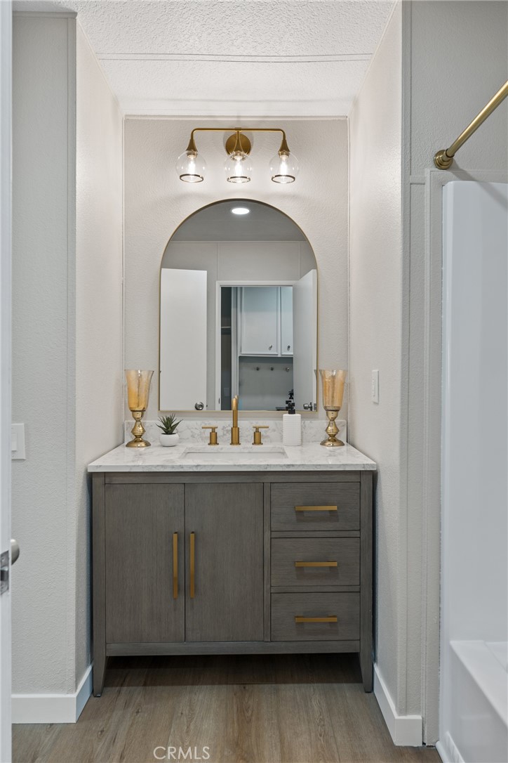 MLS #OC25236760 image #27