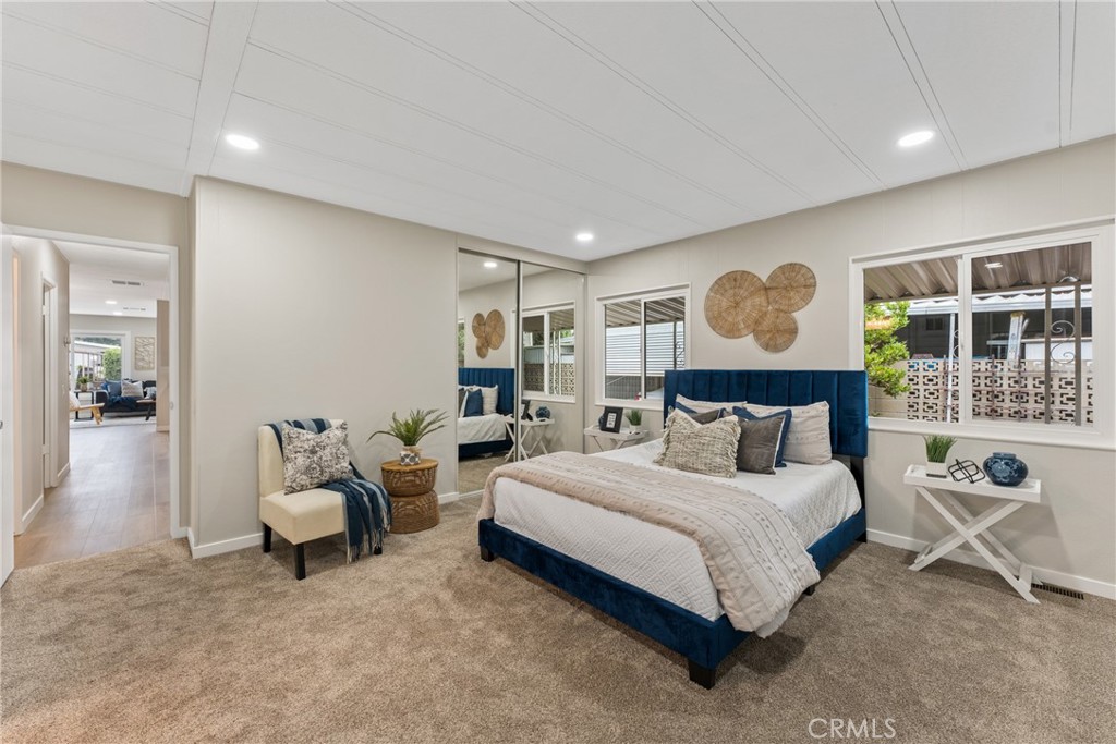 MLS #OC25236760 image #4