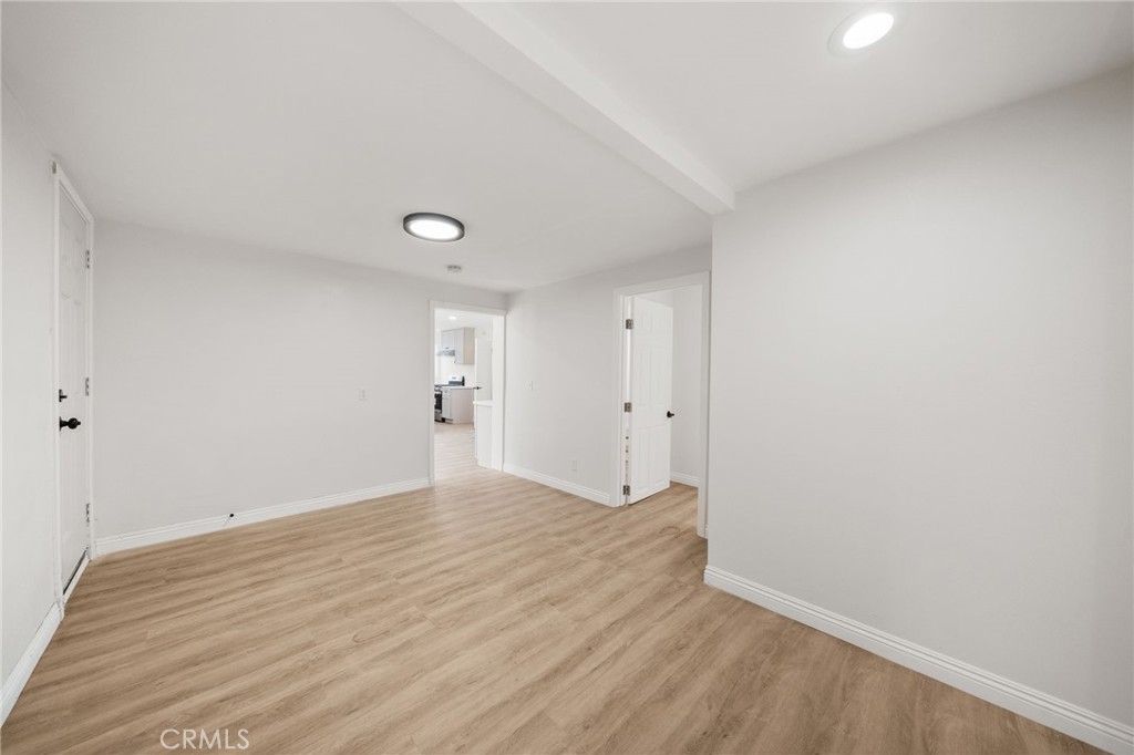 MLS #OC25236762 image #12