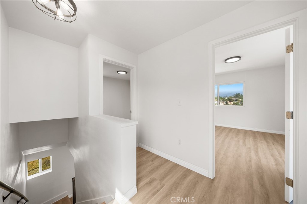 MLS #OC25236762 image #22