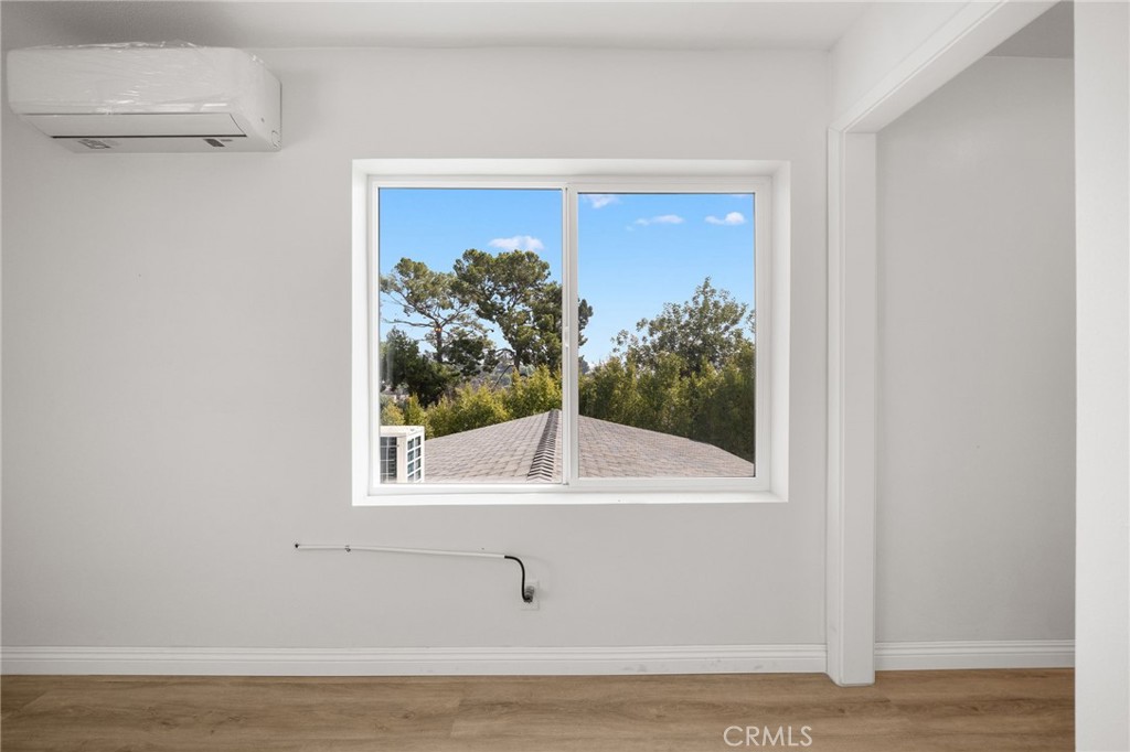 MLS #OC25236762 image #25