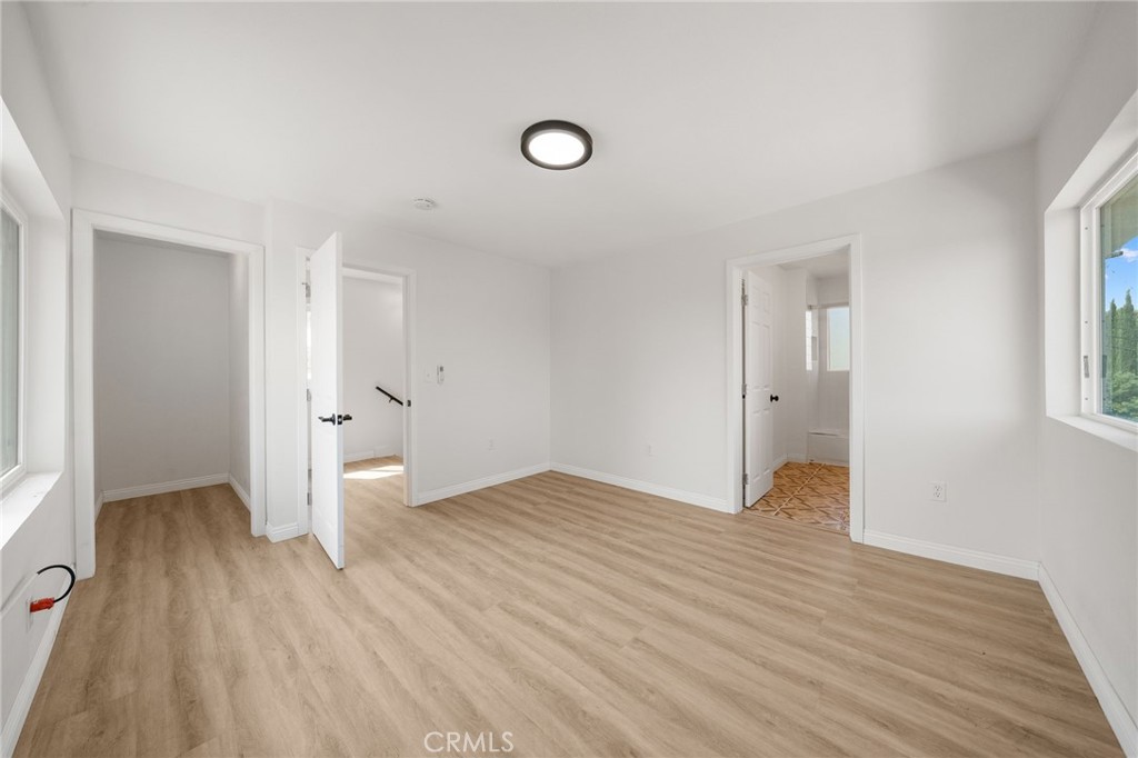 MLS #OC25236762 image #27