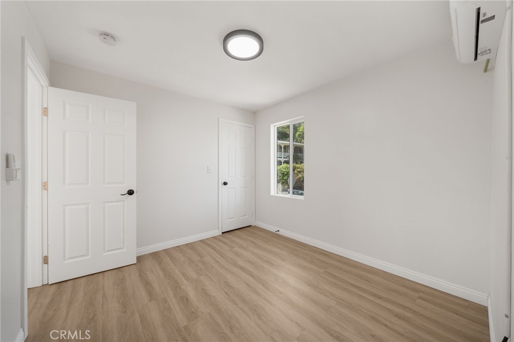 MLS #OC25236762 image #30