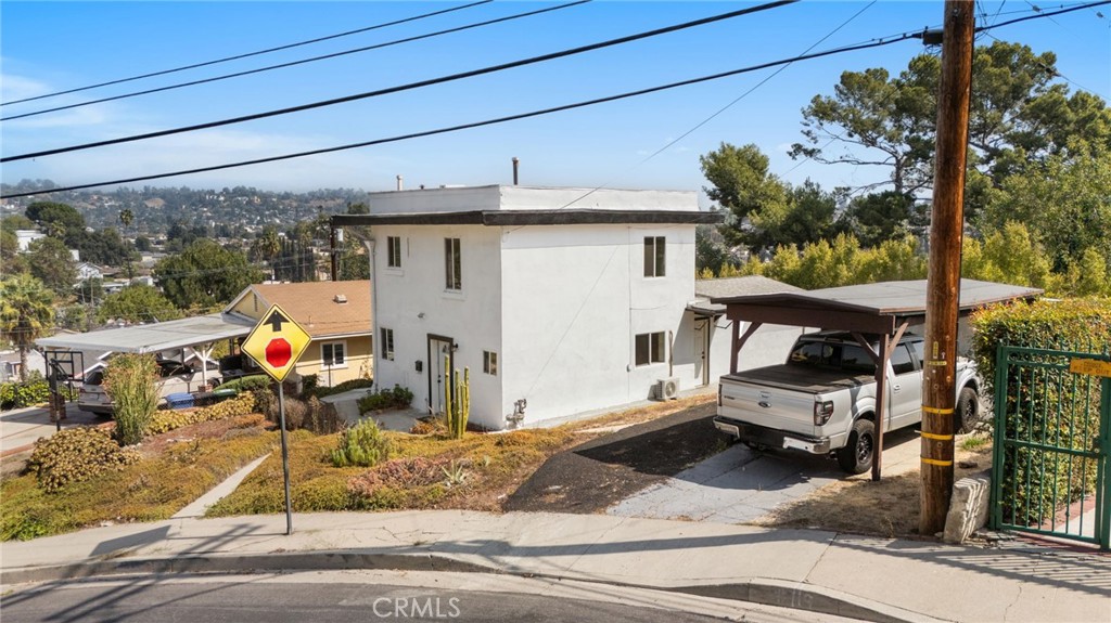 MLS #OC25236762 image #32