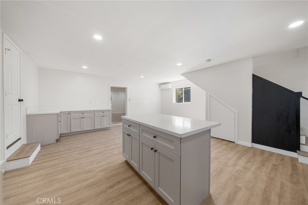 MLS #OC25236762 image #6