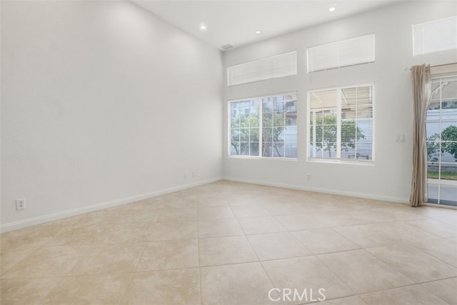 MLS #OC25236807 image #7