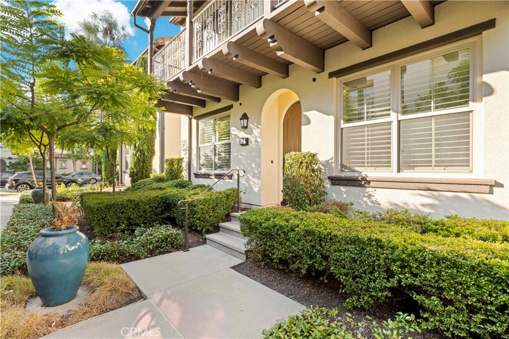 MLS #OC25236848 image #0