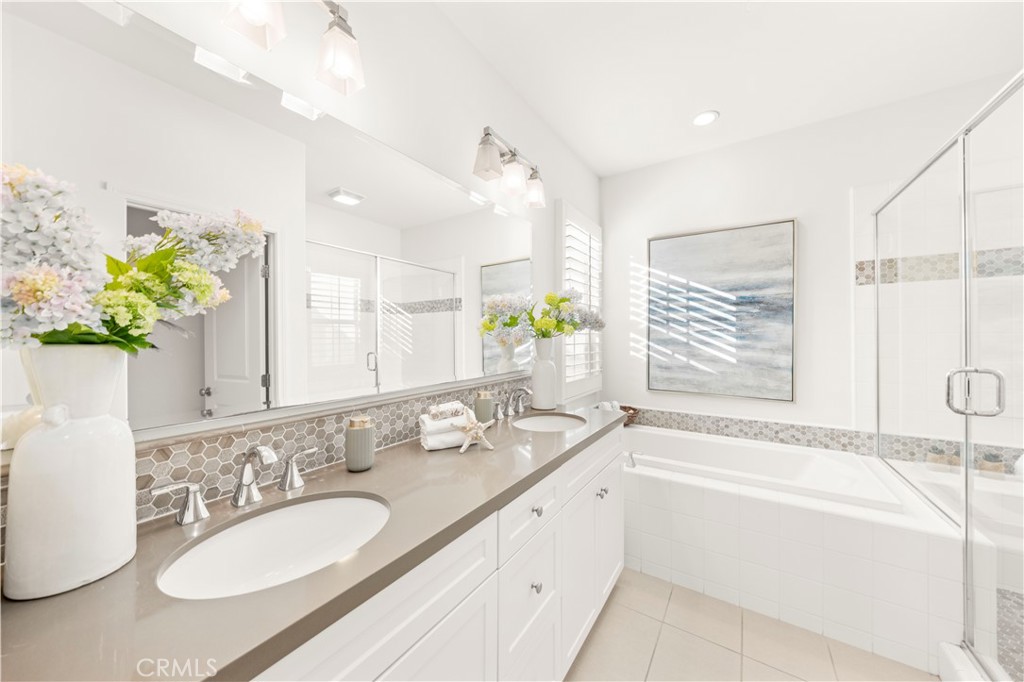 MLS #OC25236848 image #11