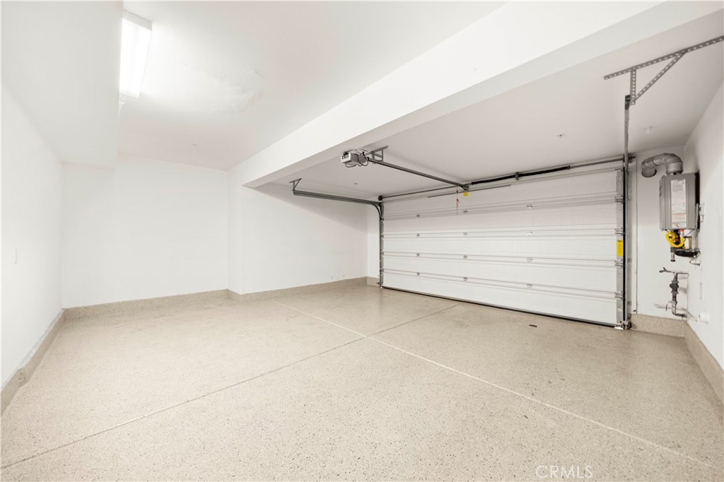 MLS #OC25236848 image #15