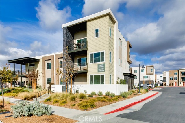 MLS #OC25236929 image #1